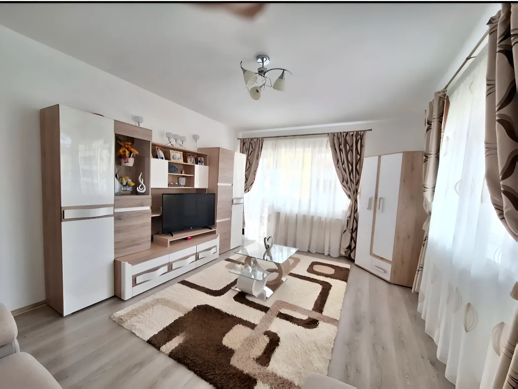 Living apartament vanzare cumparare Sânpetru Brașov