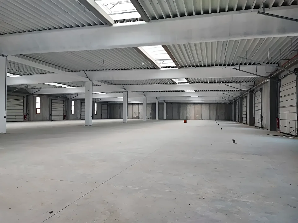 Hala de vanzare Chitila Ilfov spatiu productie depozitare