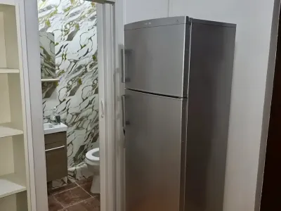 frigider argintiu bucatarie apartament vanzare cumparare Arad Arad