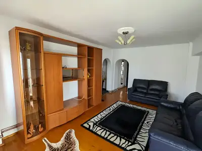 Living modern apartament de inchiriere Arad Arad