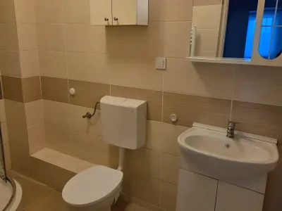 baie utilata complet vanzare cumparare apartament Baciu Cluj