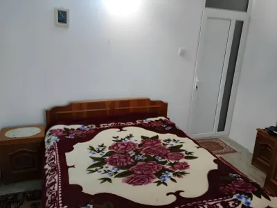 Apartament vanzare cumparare dormitor mobilat Berca Buzau