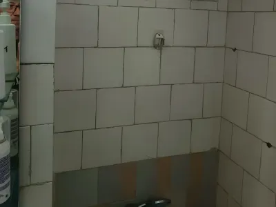 cumparare apartament Brașov Brașov baie cu geam si chiuveta