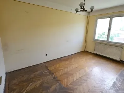 living cu candelabru apartament vanzare cumparare Brașov Brașov