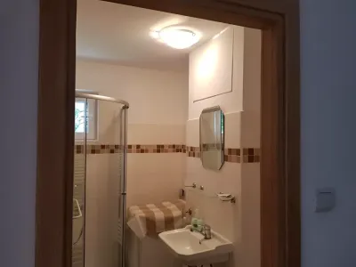 Apartament vanzare cumparare Brasov Brasov baie moderna