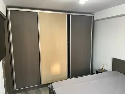 Apartament vanzare Constanta Constanta dormitor cu glisare