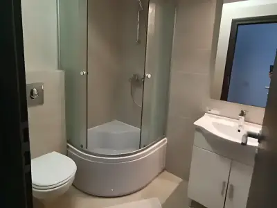 Apartament de inchiriere Dobroesti Ilfov baie cu dus