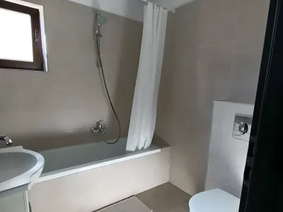 Apartament vanzare cumparare Dobroesti Ilfov baie cada