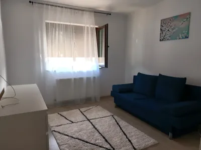 Apartament vanzare cumparare Dobroesti Ilfov canapea