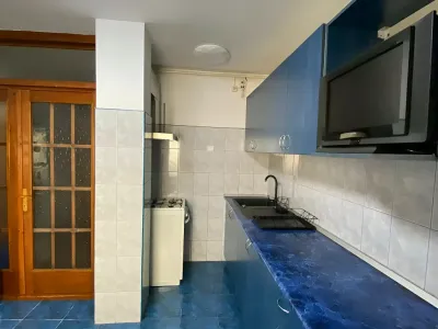 vanzare cumparare apartament Giurgiu Giurgiu bucatarie albastra