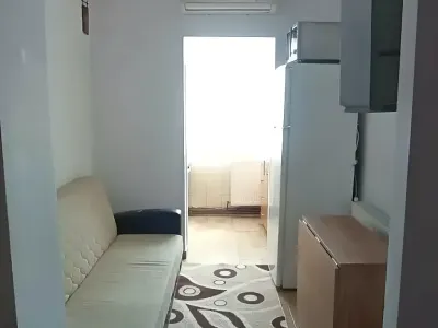 vedere scara interioara living apartament inchiriere Iași Iași