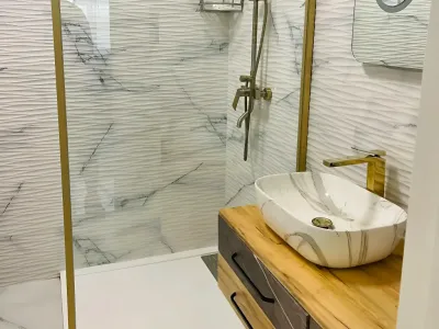 Baie utilata garsoniera vanzare cumparare Năvodari Constanța
