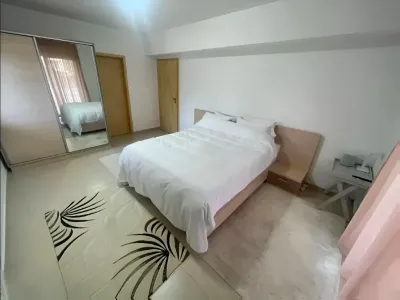 Apartament vanzare cumparare Neptun Constanta dormitor pat
