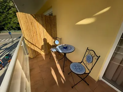 Apartament vanzare cumparare Neptun Constanta balcon amenajat