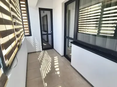balcon cu usi glisante vanzare cumparare apartament Pitești Argeș