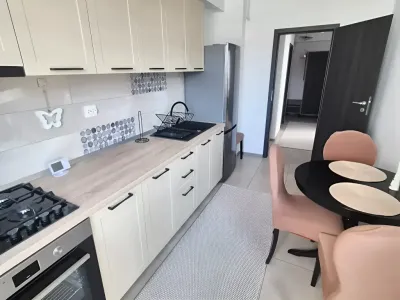 loc de luat masa vanzare cumparare apartament Pitești Argeș