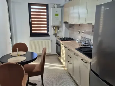 bucatarie spatioasa vanzare cumparare apartament Pitești Argeș