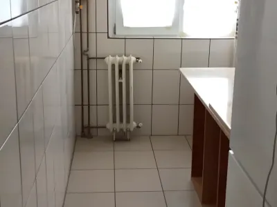 bucatarie gresie apartament vanzare cumparare Ploiești Prahova