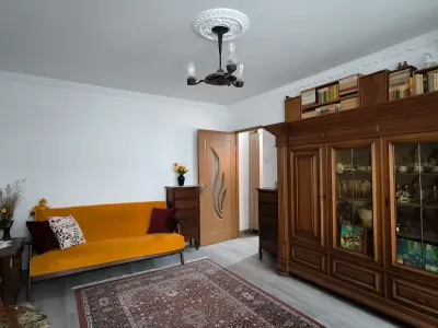 living canapea apartament vanzare cumparare Ploiești Prahova