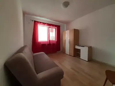 Garsoniera de vanzare in Rosu Ilfov living luminos