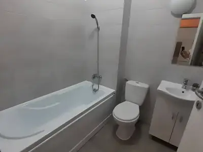 Baie complet utilata garsoniera de vanzare in Rosu Ilfov