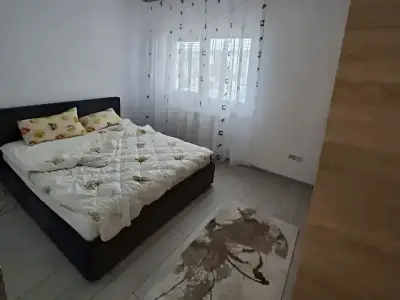 Apartament de vanzare Sânpetru Brașov dormitor primitor