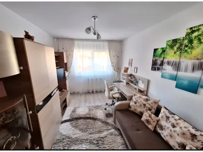 Camera de zi apartament vanzare cumparare Sânpetru Brașov