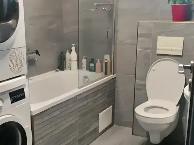 Baie utilata apartament vanzare Sânpetru Brașov