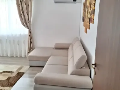 Interior apartament vanzare cumparare Sânpetru Brașov