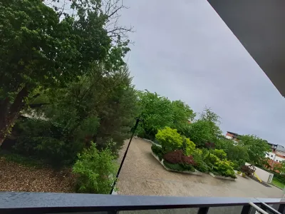 Vedere parc din garsoniera vanzare cumparare Voluntari Ilfov