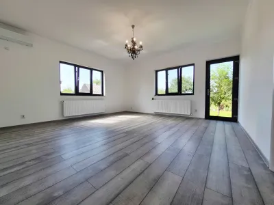 Casa de inchiriere Balotești Ilfov camera goala spatioasa