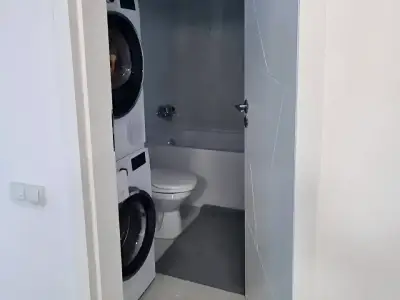 Baie utilata casa de vanzare Bragadiru Ilfov cu uscator