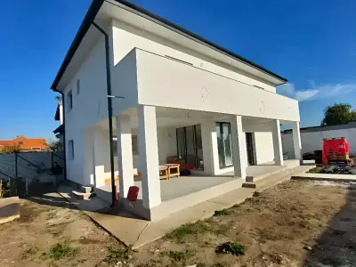 Casa de vanzare in Bragadiru Ilfov cu terasa si acoperis