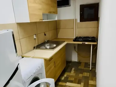 bucatarie practica utilata casa de inchiriere Corbeanca Ilfov