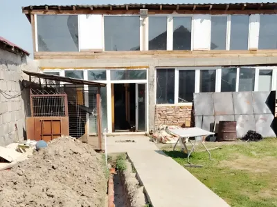 Vanzare casa Crevedia Dambovita gradina generoasa