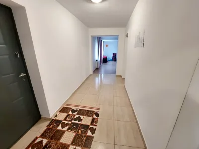 Casa de vanzare in Crevedia Dambovita hol interior
