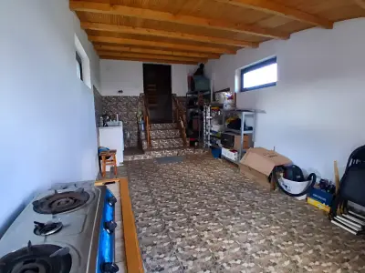Vanzare casa Iași Iași bucatarie anexa cu soba traditionala