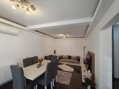 living luminos si masa alba de vanzare casa Jilava Ilfov