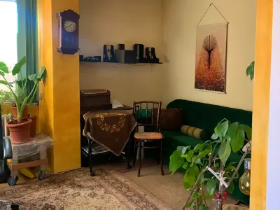 anexa cu canapea si masa casa vanzare cumparare Lugoj Timiș