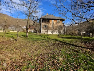 camp mare verde si casa vanzare cumparare Nănești Maramureș