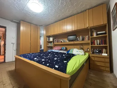 dormitor anexa mobilat casa vanzare cumparare Orlești Vâlcea