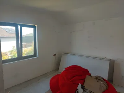 camera libera cu fotoliu casa vanzare cumparare Păulești Prahova