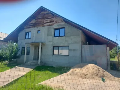 Casa de vanzare Păulești