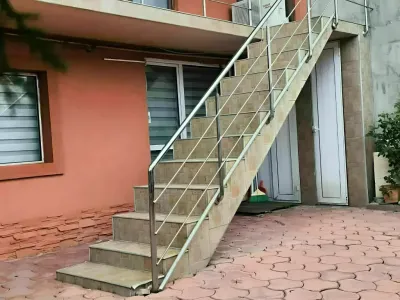 scari intrare principala casa vanzare cumparare Ploiești Prahova