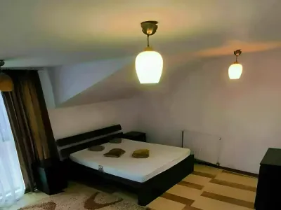 dormitor mobilat luminos casa vanzare cumparare Ploiești Prahova