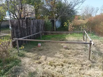 Casa vanzare cumparare Romanu Brăila curte cu gard din lemn