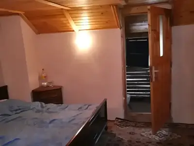 Dormitor mansarda casa de vanzare Stâlpeni Argeș