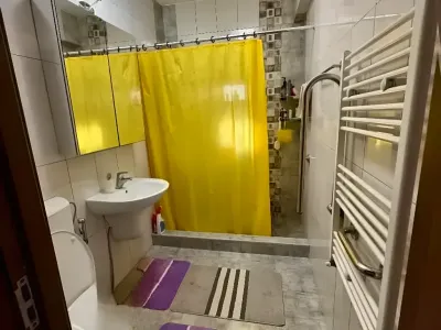baie moderna complet echipata vanzare casa Tunari Ilfov