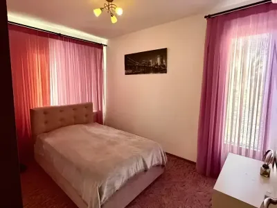 dormitor matrimonial primitor vanzare casa Tunari Ilfov
