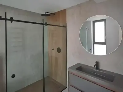 Baie moderna cu oglinda rotunda casa vanzare Voluntari Ilfov